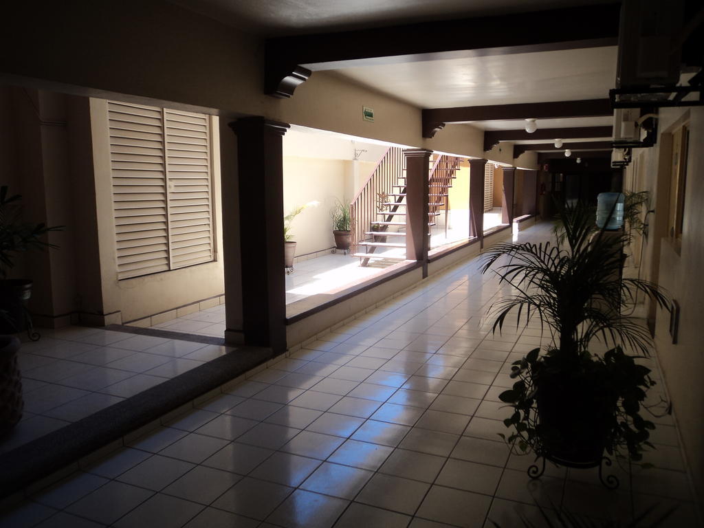 Hotel California نافوجوا المظهر الخارجي الصورة